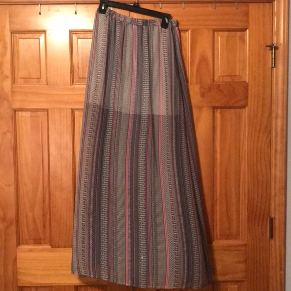 Multi color maxi skirt. - Picture 1 of 1